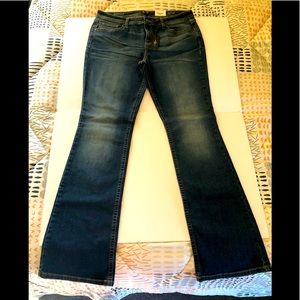 ANA bootcut jeans